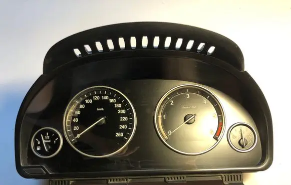 BMW 5 F10 F11 Speedometer (instrument cluster) 2633564 263356402 9339889501