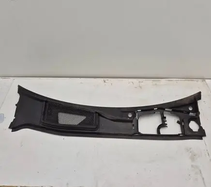 Audi Q8 Wiper trim 4M8819401C
