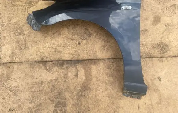 Mazda 5 Fender 