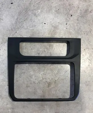 Volkswagen Caddy Radio/GPS head unit trim 2K5858061J