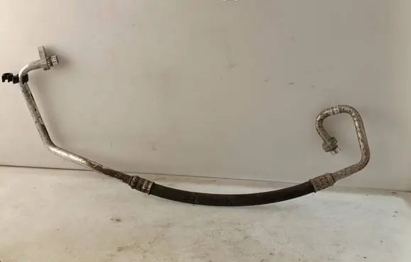 Air conditioning (A/C) pipe/hose
