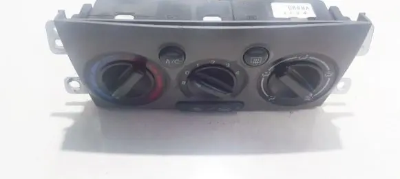 Mazda Premacy Climate control unit cb08a