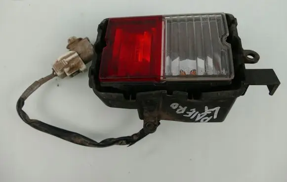 Mitsubishi Pajero Rear bumper light 1146372L