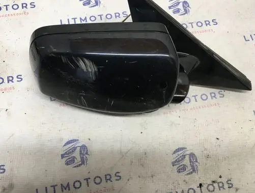 BMW 5 E60 E61 Manual wing mirror 7043437