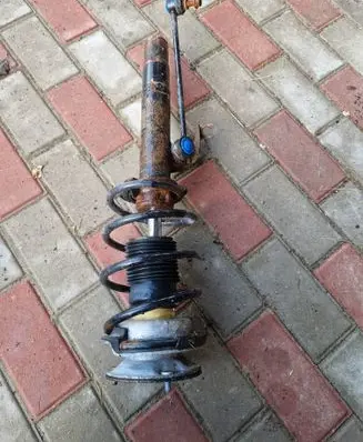 BMW 3 E90 E91 Front shock absorber/damper