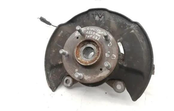 Honda Civic IX Front wheel hub