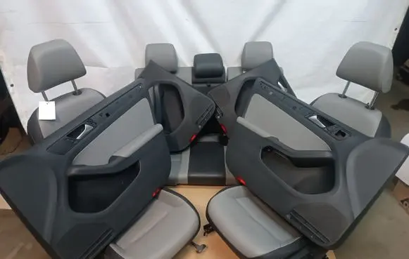 Volkswagen Jetta VI Seat and door cards trim set 