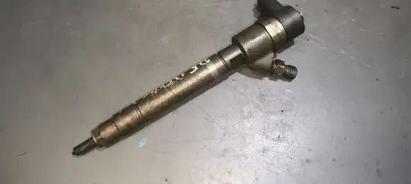Volvo XC70 Fuel injector 30750283 0445110251 0445110