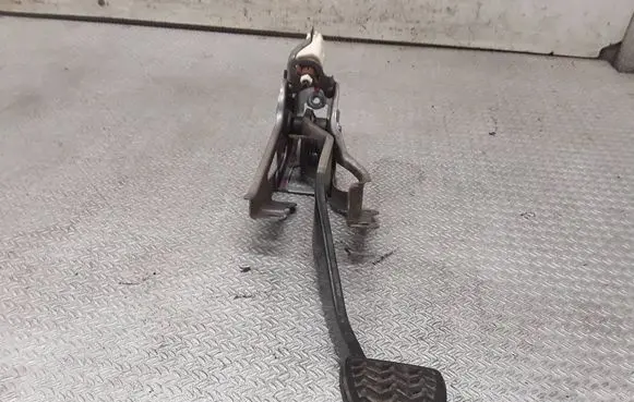 Brake pedal