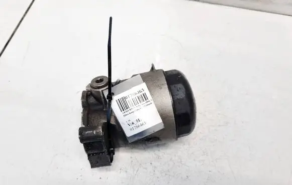 BMW 1 E81 E87 Oil filter cover 7530668