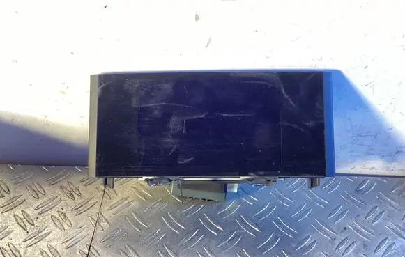 Lexus IS III XE30 Screen/display/small screen 8611053010 4622003612 8697053050