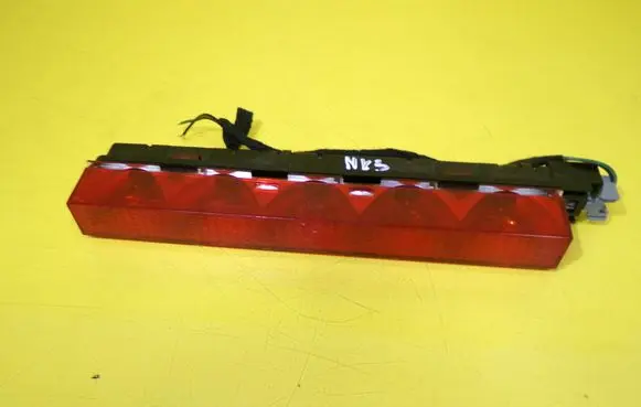 Ford Mondeo Mk III Third/center stoplight 1S7113A613AC
