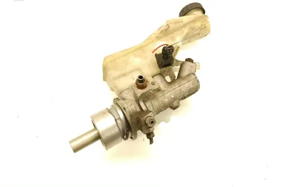 Toyota Corolla Verso AR10 Master brake cylinder