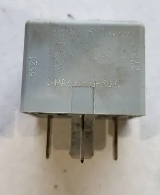 Renault Megane III Other relay 8200351489