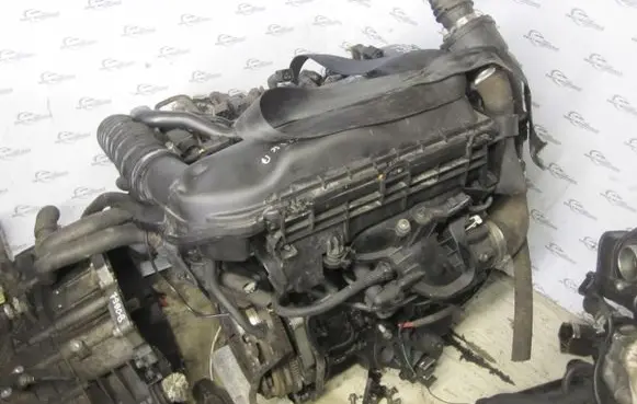 Mini One - Cooper Clubman R55 Engine
