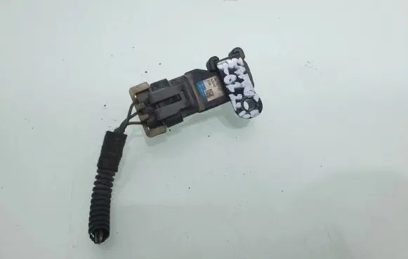 Opel Zafira B Air pressure sensor 16212460
