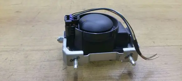 Toyota Avensis T250 Alarm system siren 8904002010 2370002540