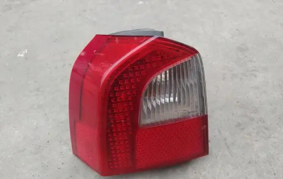 Volvo V70 Rear/tail lights 30698983