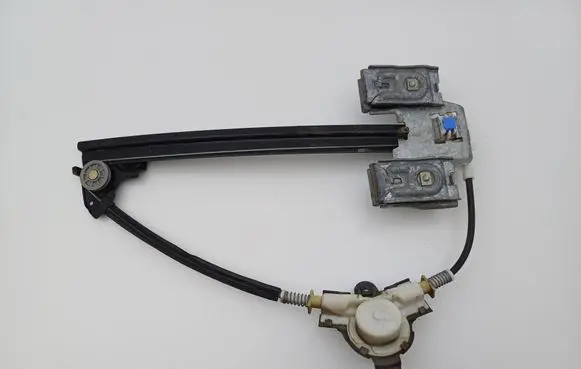 Volkswagen Polo III 6N 6N2 6NF Rear door manual window regulator 