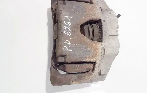 Volvo XC90 Front brake caliper 30657307