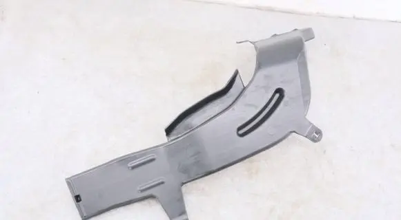 BMW X7 G07 Cabin air duct channel 7466100 51477466100