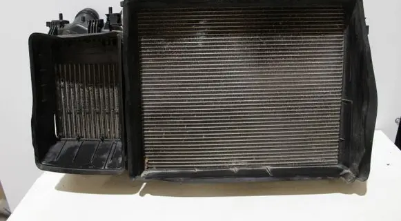 Renault Megane IV Coolant radiator 