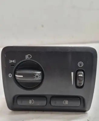 Volvo V70 Light switch 8691749 04W22E04 ML22DC00191