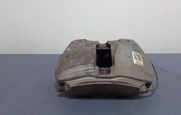 Audi A4 S4 B9 Front brake caliper 8W05CC