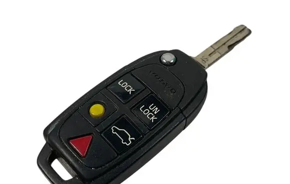 Volvo XC70 Ignition key/card 8688800