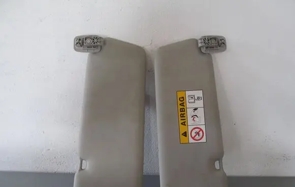 Renault Clio IV Sun visor