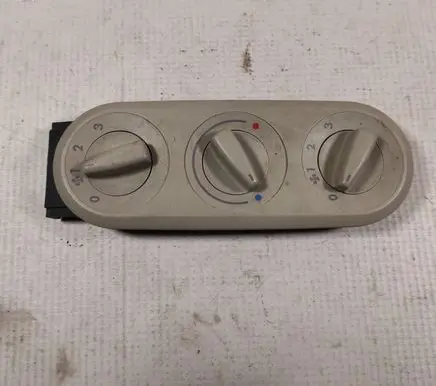 Volkswagen Transporter - Caravelle T4 Air conditioning/heating control unit 7D0919158A