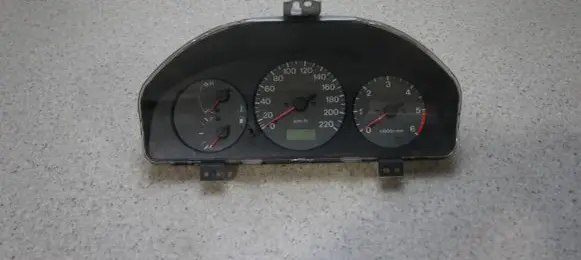 Mazda 323 F Speedometer (instrument cluster) BJ5AC 9F01