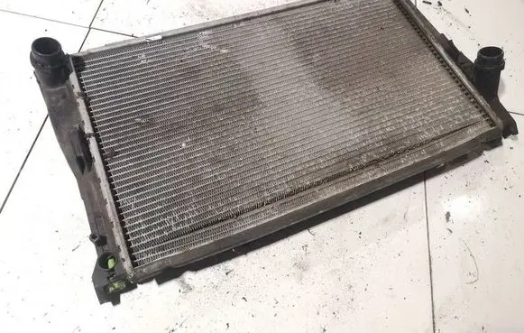 BMW 3 E90 E91 Coolant radiator 4250370 42979663644Z016
