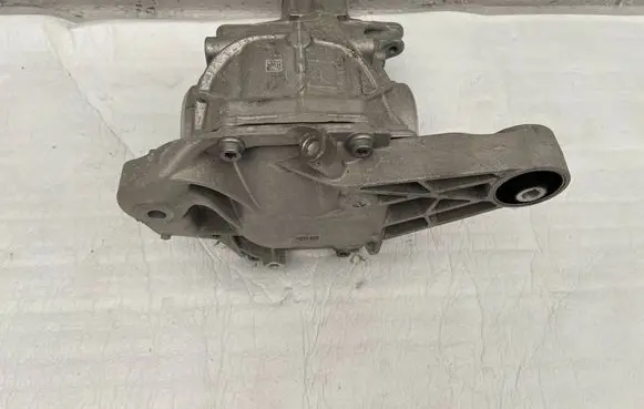 BMW X5 G05 Rear differential 8849915 GHTH338H