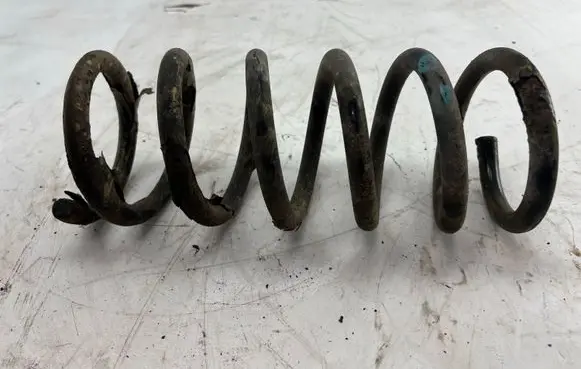 Chevrolet Captiva Rear coil spring 