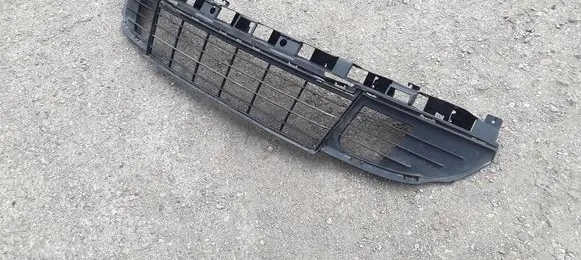Renault Scenic III - Grand scenic III Front bumper lower grill 622545401R