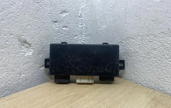 BMW 5 E39 Comfort/convenience module 61358377597 05071770 110187