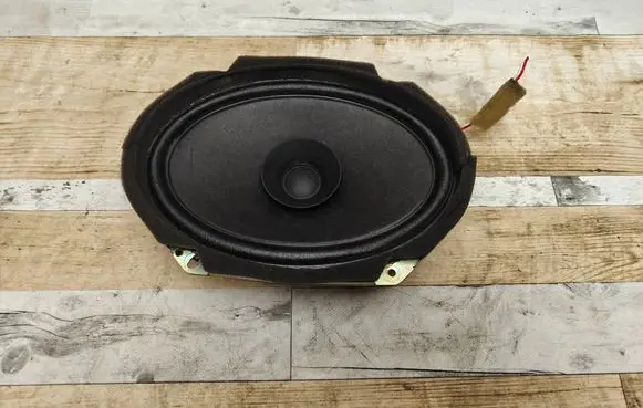 Mazda 5 Front door speaker C23566960