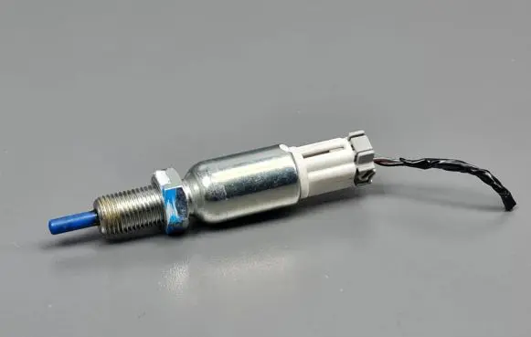 Clutch pedal sensor