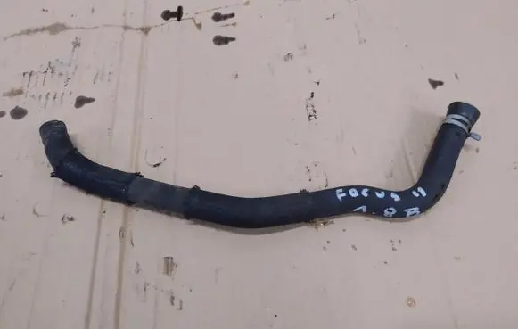 Ford Focus Engine coolant pipe/hose