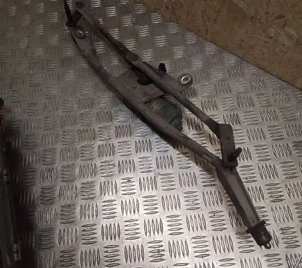 Volvo S80 Front wiper linkage and motor 9151847