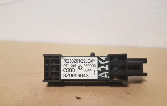 Audi A2 Airbag deployment crash/impact sensor 8Z0959643