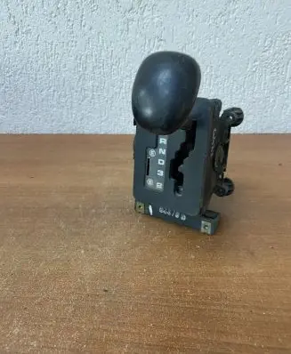 Mercedes-Benz E W124 Gear shifter/selector A1242670405 51099207