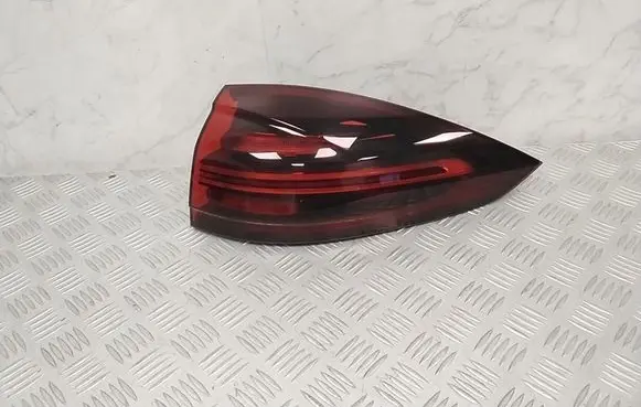 Porsche Cayenne (92A) Rear/tail lights 7P5945208N