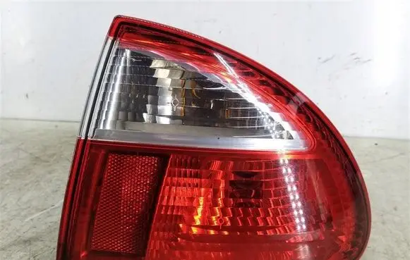 Seat Leon (1M) Rear/tail lights 1M6945096A
