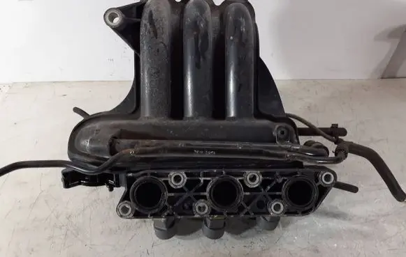 Volkswagen Polo IV 9N3 Intake manifold 03D129766L
