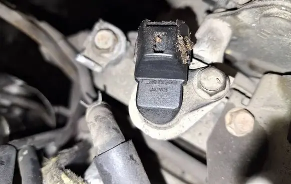 Mazda 6 Camshaft position sensor 