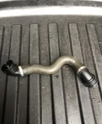 Mercedes-Benz C W205 Engine coolant pipe/hose A2055017484 A0089977489
