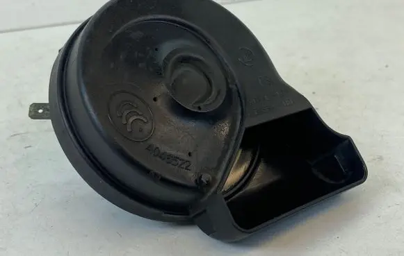 Mercedes-Benz C W204 Horn signal A0065423320