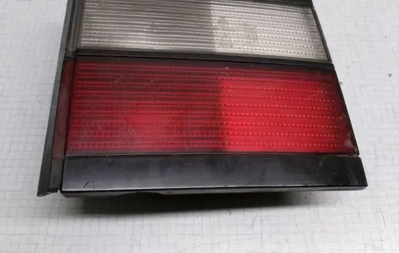 Volkswagen PASSAT B3 Tailgate rear/tail lights 333945108 0086046